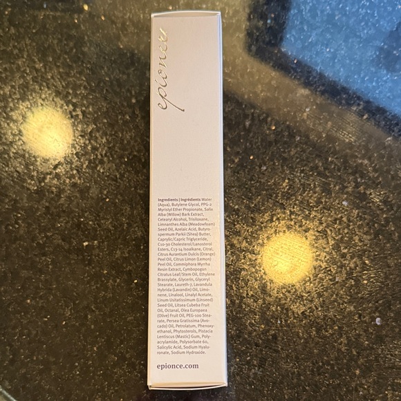 Epionce Lite Lytic Tx Lotion - White - Picture 3 of 3